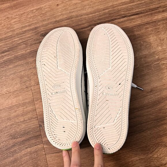 Cariuma X Peanuts Canvas Sneaker Earth Day Special Edition Sz 8 - Picture 14 of 15